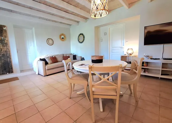 Gite Coursaint-pierre Semesterbostad *